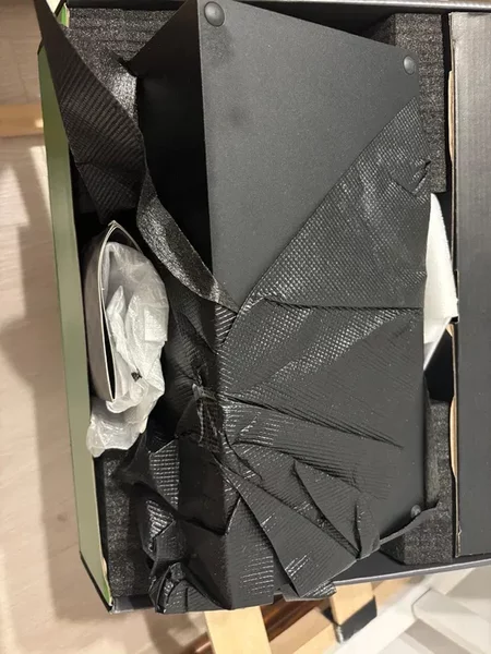 Vand Xbox series x 1tb - aproximativ 44h ON