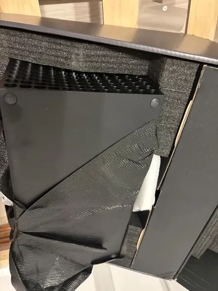Vand Xbox series x 1tb - aproximativ 44h ON